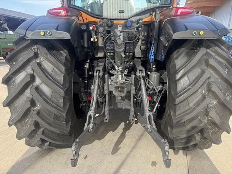 Valtra G135