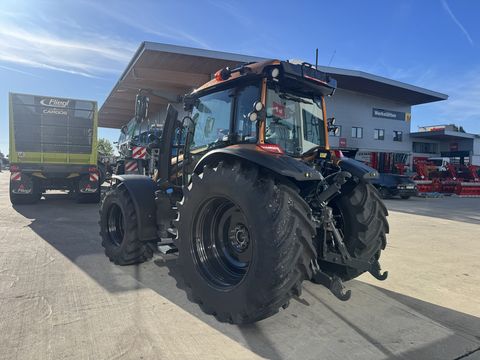 Valtra G135