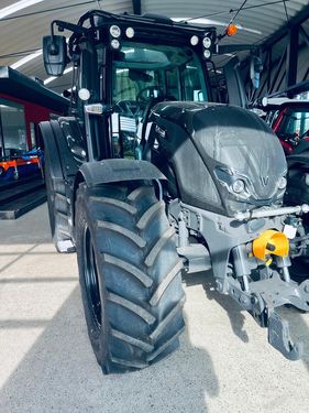 Valtra N175