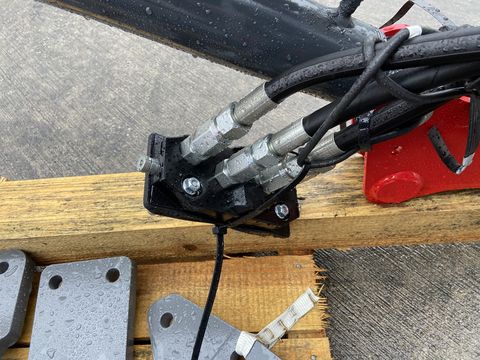 Stoll SOLID 40-22 + Konsole Massey Ferguson 5710-5713