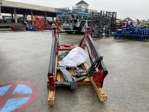 Stoll SOLID 40-22 + Konsole Massey Ferguson 5710-5713