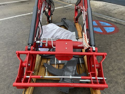 Stoll SOLID 40-22 + Konsole Massey Ferguson 5710-5713