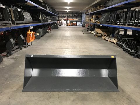 Stekro Schaufel Universal 2,0m