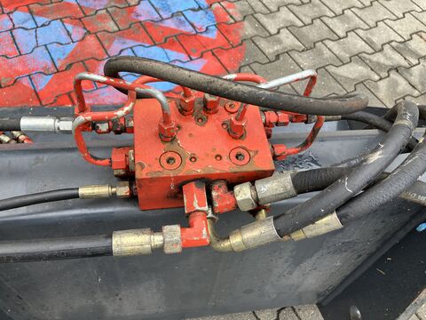 Sonstige Schaufel mit Blockschneider 