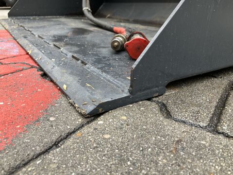 Sonstige Schaufel mit Blockschneider 