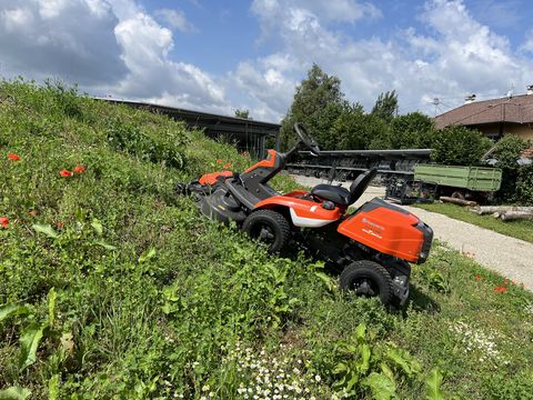Husqvarna Rider 216TC AWD inkl. 103cm Mähdeck Sondereditio