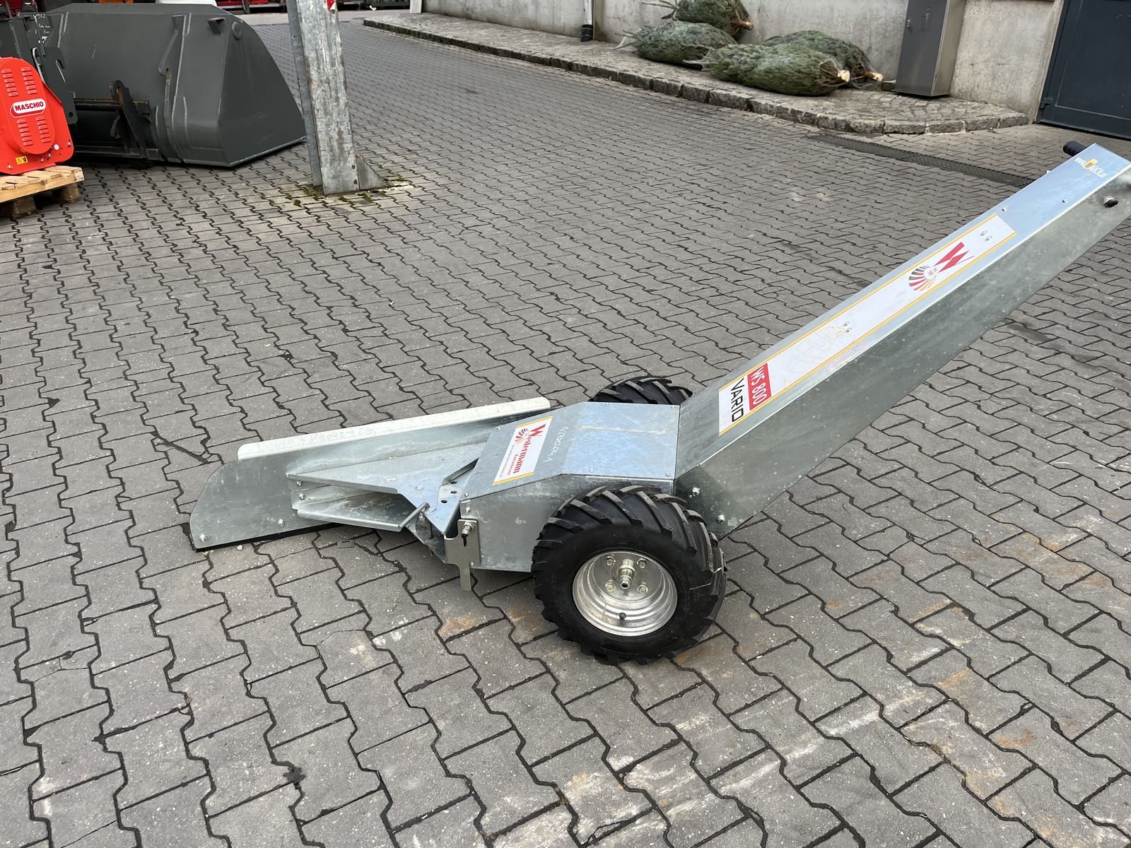 Westermann WS 800 Vario mit Futterschild 3