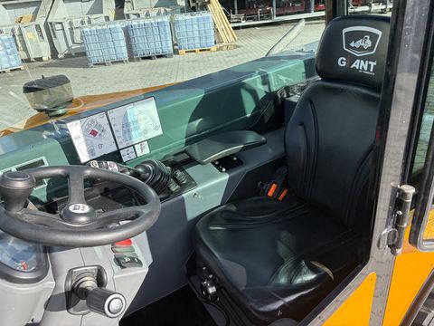 Giant 5048 mit Euroaufnahme