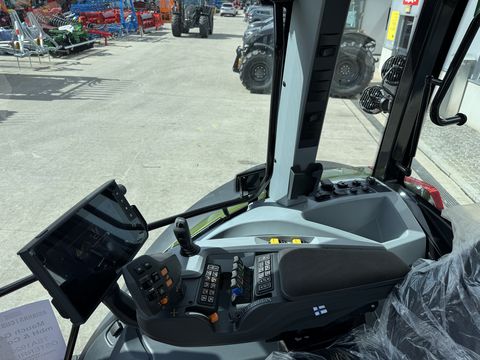 Valtra G135 VERSU