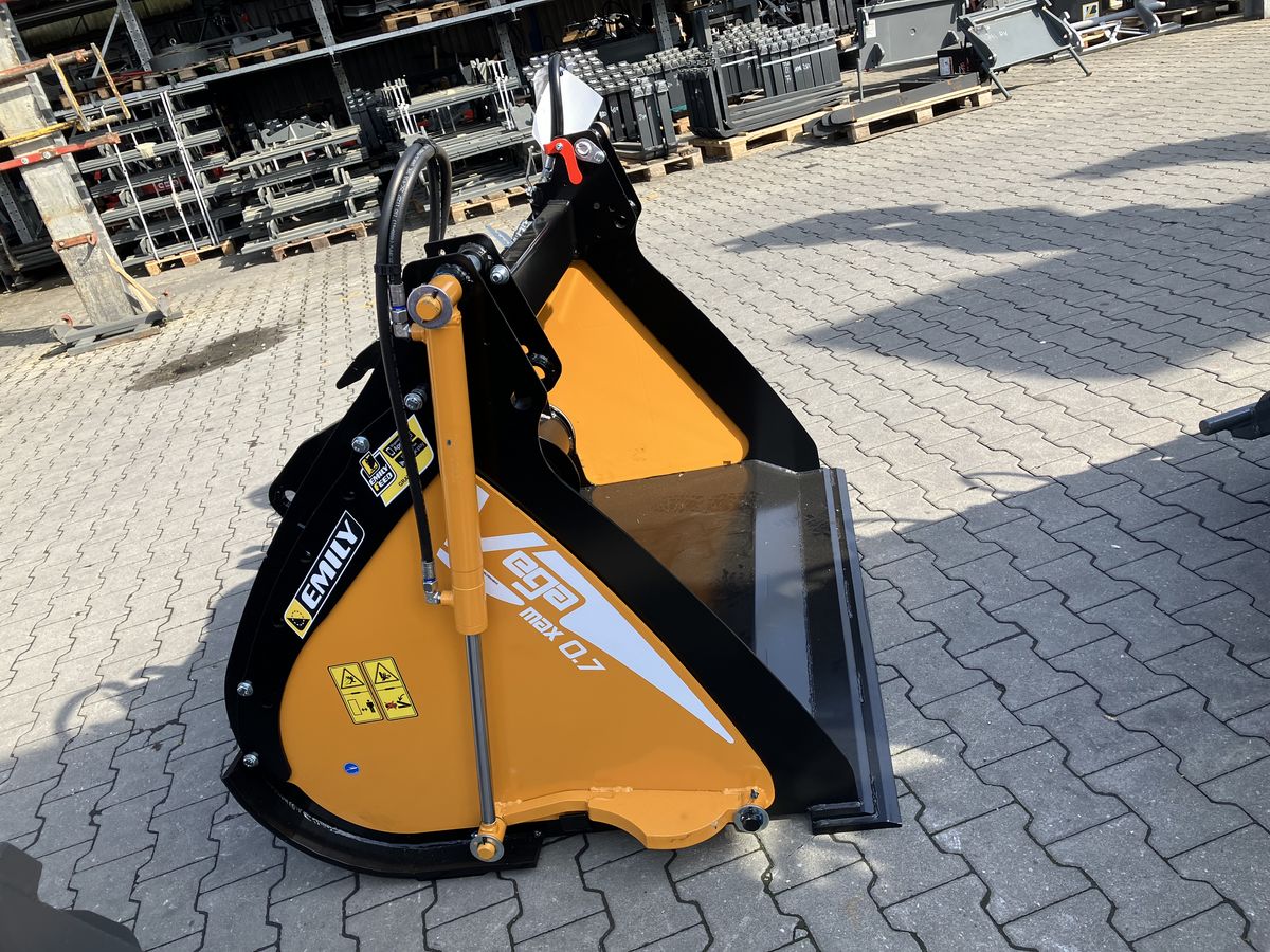 Emily Verteilschaufel Vega Max  3