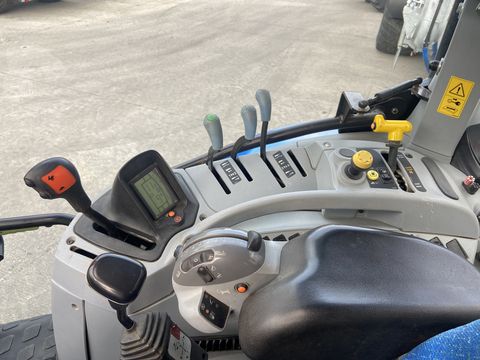 New Holland T6050 Elite