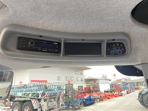 New Holland T6050 Elite