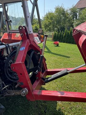 Steyr 8055A  + vollhydr. Frontlader + Rosensteiner 