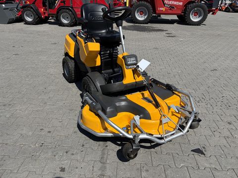 Stiga Park Pro 740IOX mit 125cm Mähdeck + V-Schild