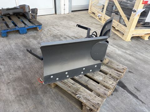Stiga Park Pro 740IOX mit 125cm Mähdeck + V-Schild
