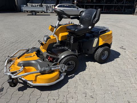 Stiga Park Pro 740IOX mit 125cm Mähdeck + V-Schild
