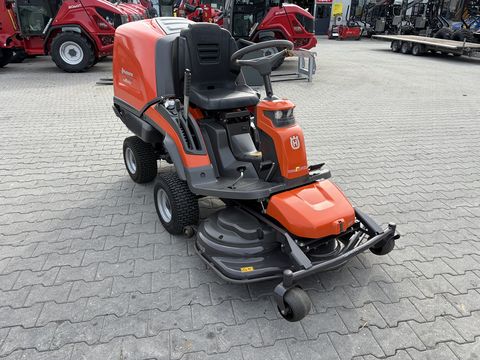 Husqvarna RC 320Ts AWD mit 103cm Mähdeck 200h