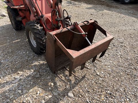 Weidemann 911 D/M mit Kroko