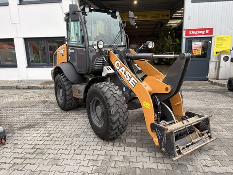 Case 221F mit Euroadapter hydraulisch