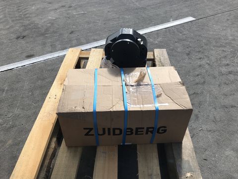 Zuidberg Frontzapfwelle zu Fendt 300 S4 + Gen4