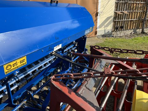 Kuhn HRB 252 mit Fiona Sämaschine 2,5m