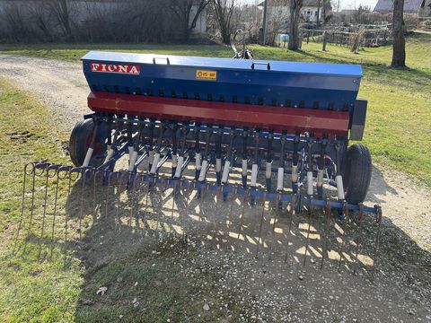 Kuhn HRB 252 mit Fiona Sämaschine 2,5m