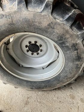 Massey Ferguson 4225-2 LP