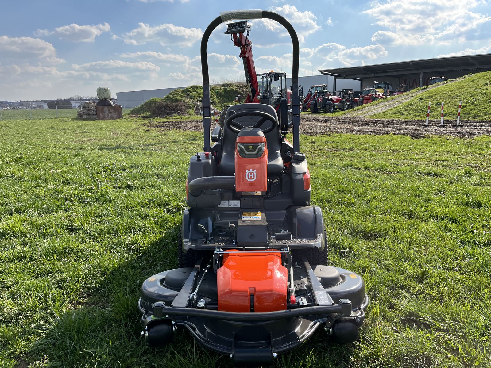 Husqvarna Rider 524X EFI mit Mähdeck & Schneeschild NEU 3