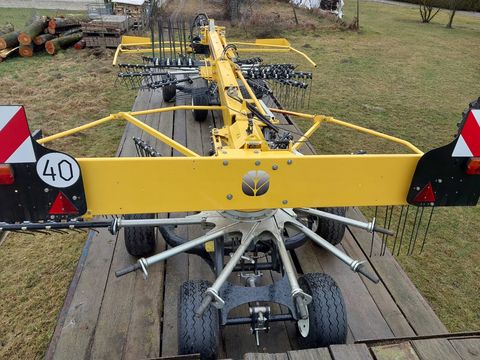 New Holland Seitenschwader ProRotor L 640T