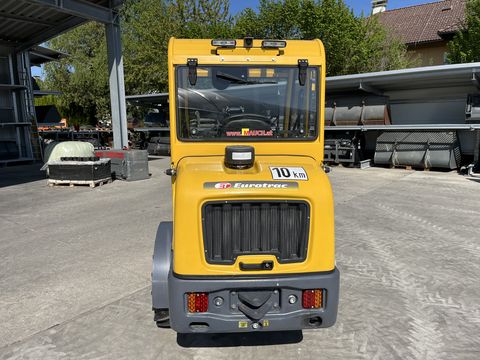 Eurotrac W12 mit Kabine Euroaufnahme