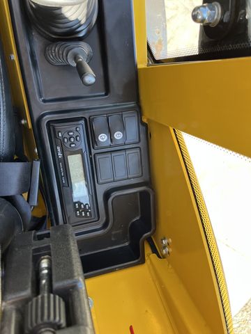 Eurotrac W12 mit Kabine Euroaufnahme