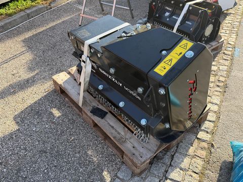 Prinoth Grizzly M300e