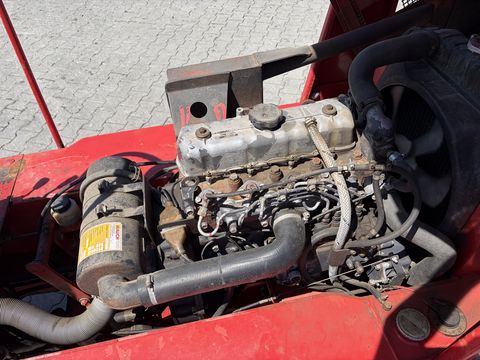 Weidemann 916 D/M mit Schaufel 4 Zylinder