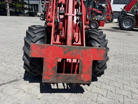Weidemann 916 D/M mit Schaufel 4 Zylinder