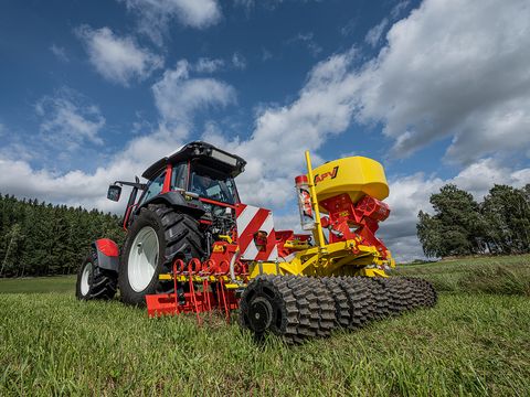 APV GK300 M1 Full Edition + PS 200 Nachsaatgerät