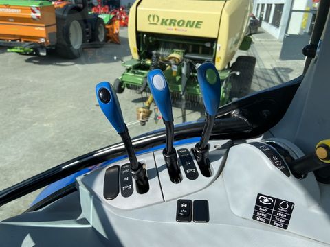 New Holland T5.120 Dynamic Command (Stage V)
