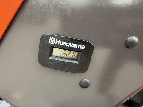 Husqvarna Rider P 524 Allrad inkl. Schneefräse & Schild