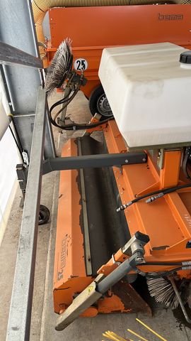 Bema 25/1850mm mit Weidemann HV