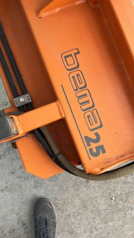 Bema 25/1850mm mit Weidemann HV