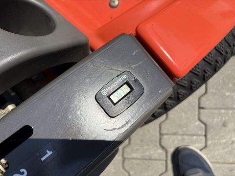 Husqvarna Rider 418Ts AWD inkl. Mähdeck