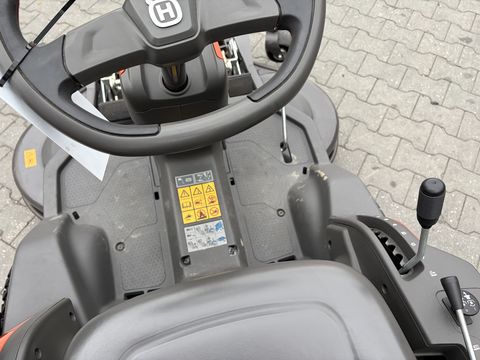 Husqvarna Rider 420TsX AWD mit 112cm Mähdeck 85h