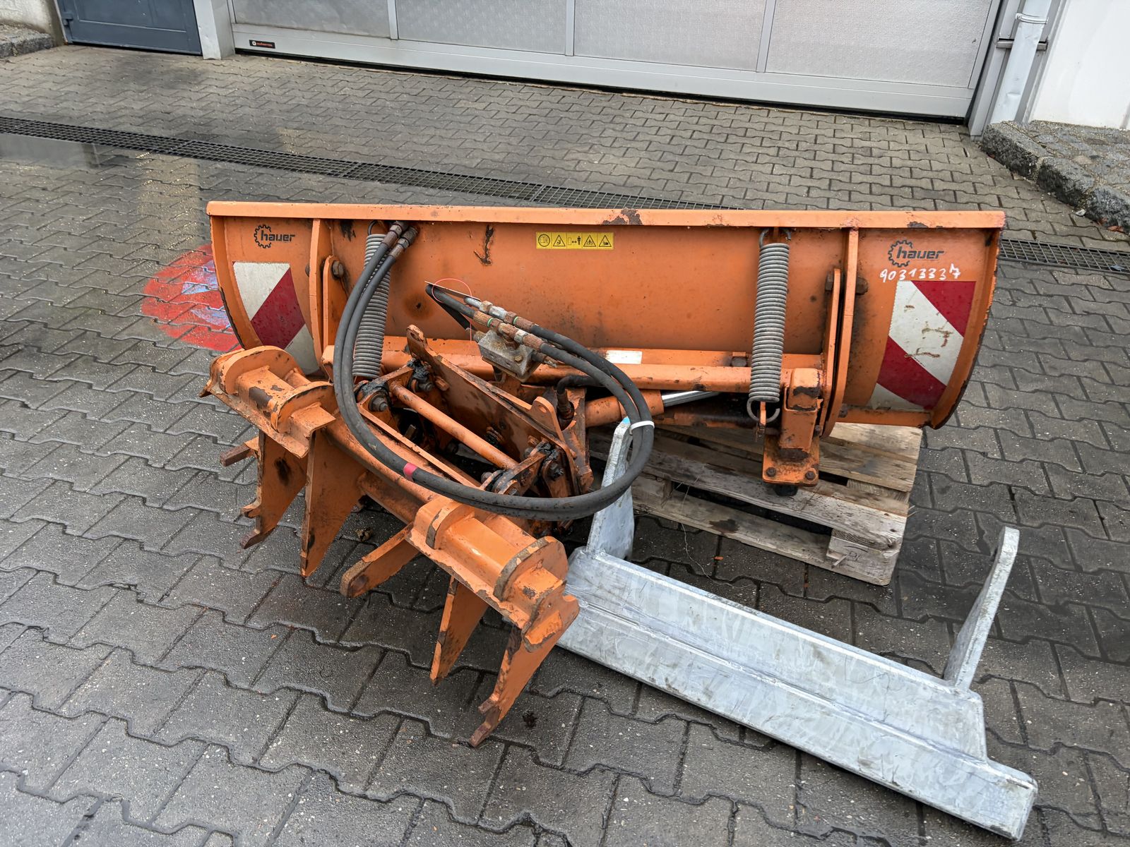 Hauer Schneeschild DRM 1600  3
