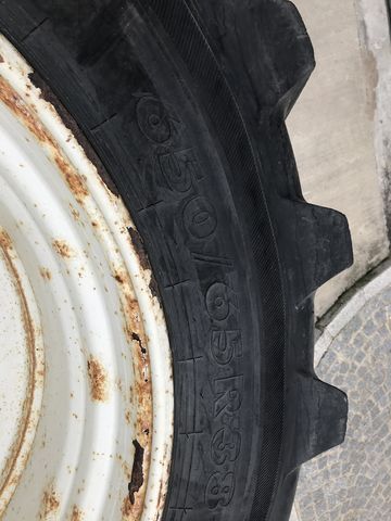 Nokian 650/65R38 + 600/60R28