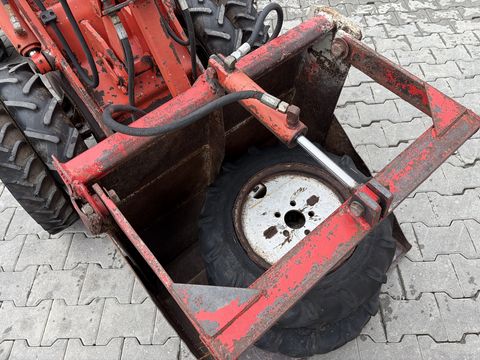 Weidemann 910 D/R mit Kroko 800mm