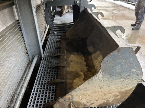 Weidemann Erdschaufel 1500mm mit Reißzähne Weidemann HV