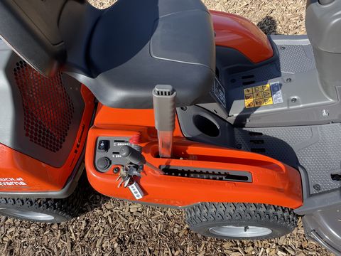 Husqvarna Rider 316TsX AWD inkl. Mähdeck &Schneeschild NEU