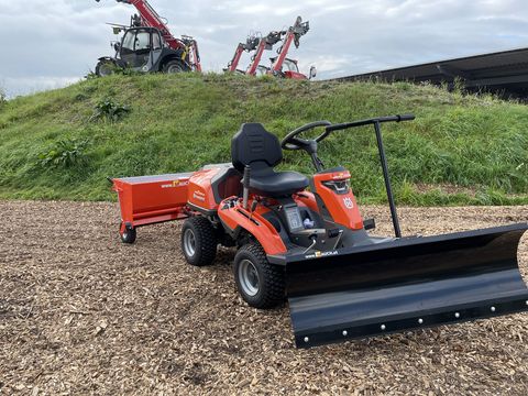Husqvarna Rider 316TsX AWD inkl. Mähdeck &Schneeschild NEU