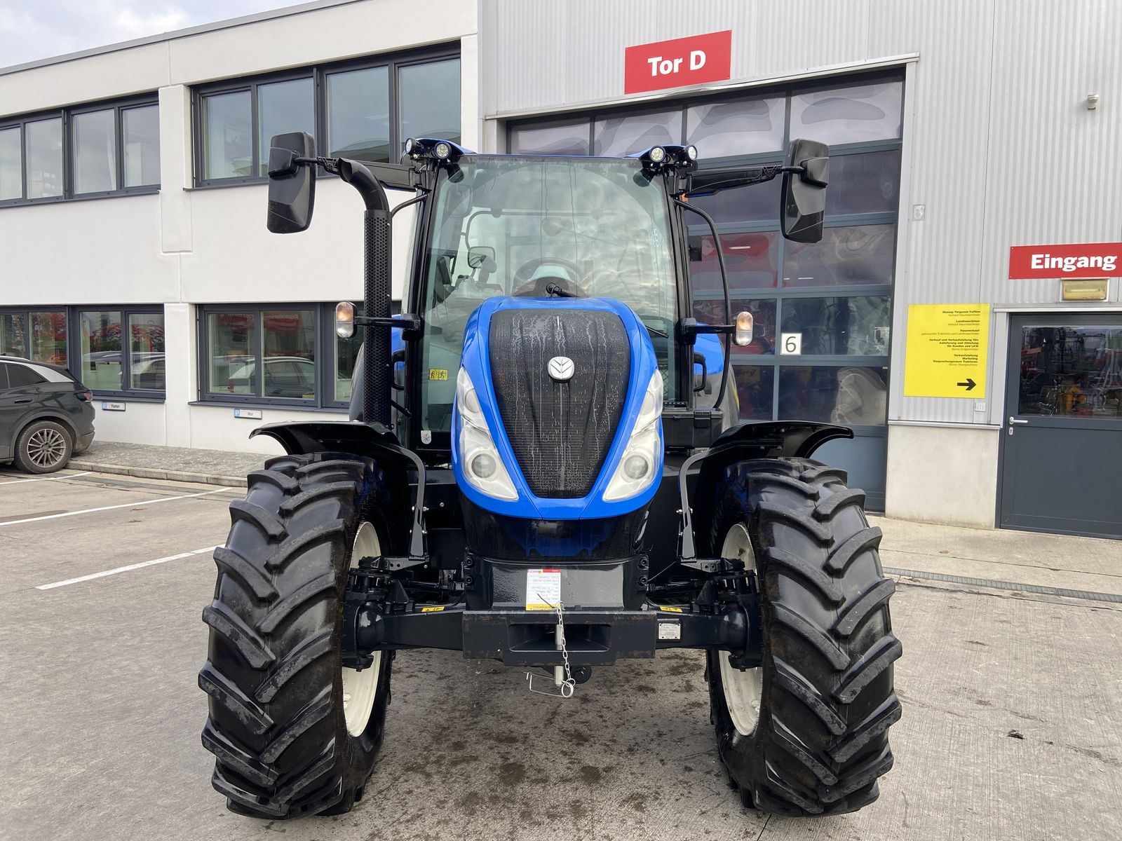 New Holland T5.120 Dynamic Command (Stage V) 2