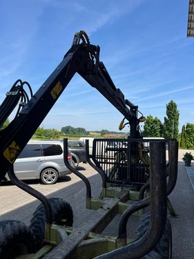 Holzknecht Forstanhänger 9to mit Kran Premaq P63 