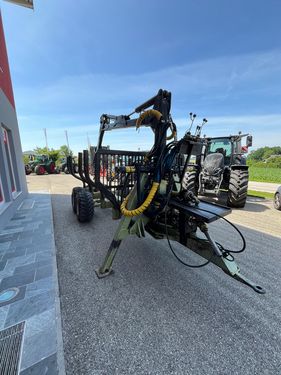 Holzknecht Forstanhänger 9to mit Kran Premaq P63 